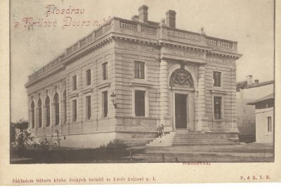 Sokol Dvůr Králové nad Labem, dobová pohlednice (Zdroj: archiv ČOS)